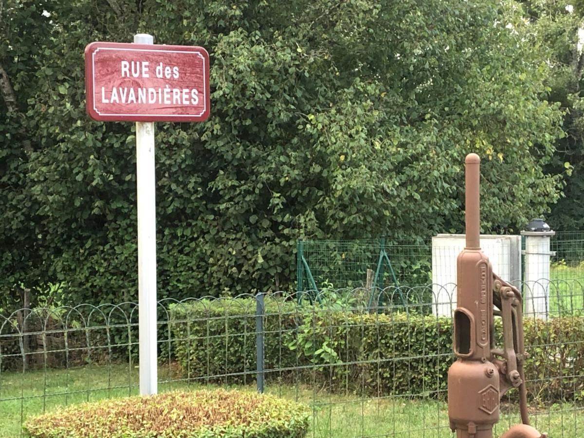 Oradour-Fanais Gite Des Lavandes מראה חיצוני תמונה